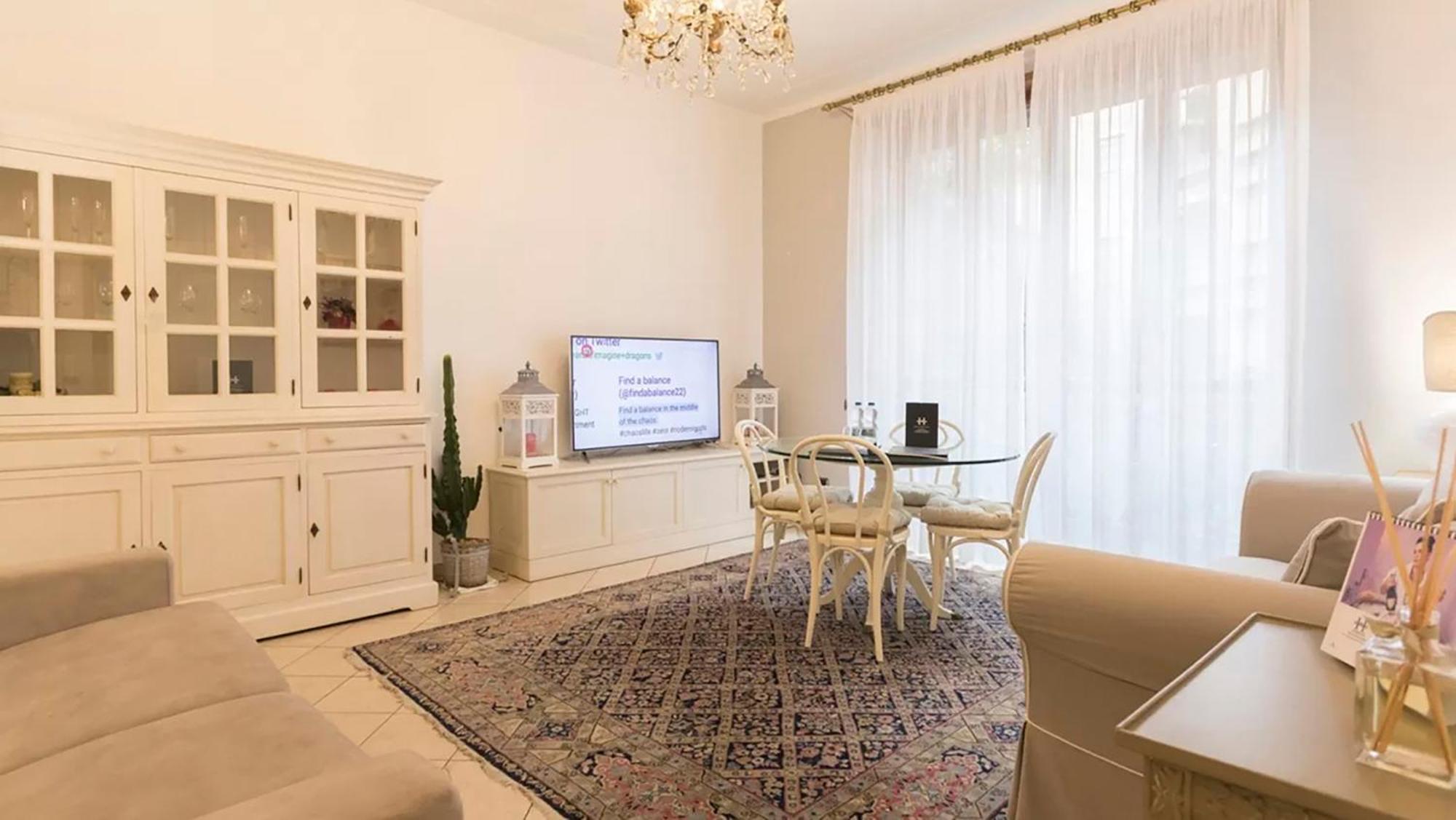 Classbnb - Two Apartments 400 Meters From The Duomo Milan Bagian luar foto